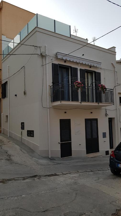 Magilu Case Con Jacuzzi Castellammare del Golfo Εξωτερικό φωτογραφία